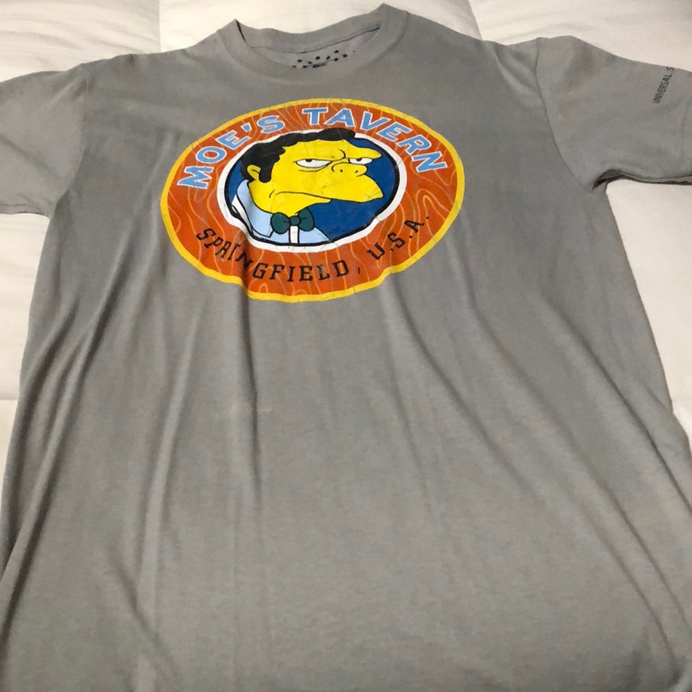 Mens t shirt gray size M from Universal Studios